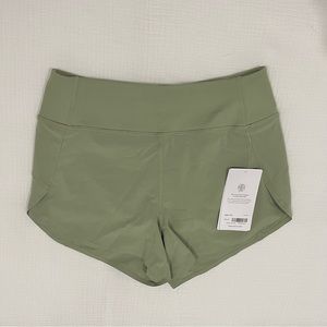 Athleta Run With It 3.5” Short